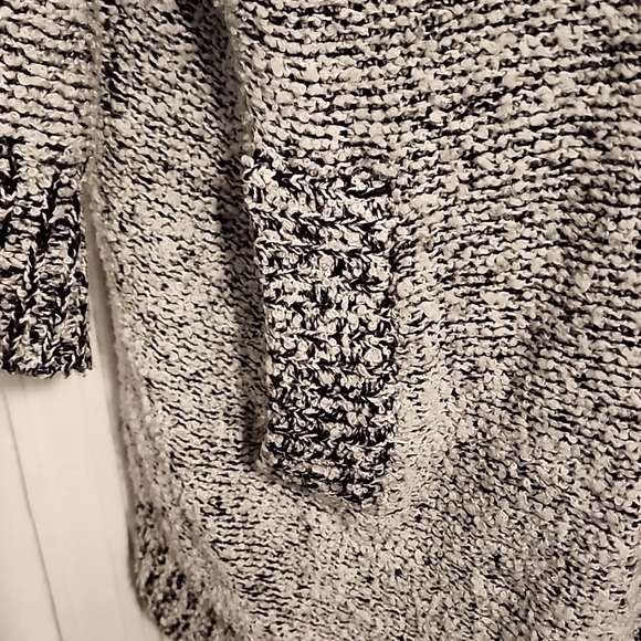 FASHION ELEMENTS - Picture 4 of 4